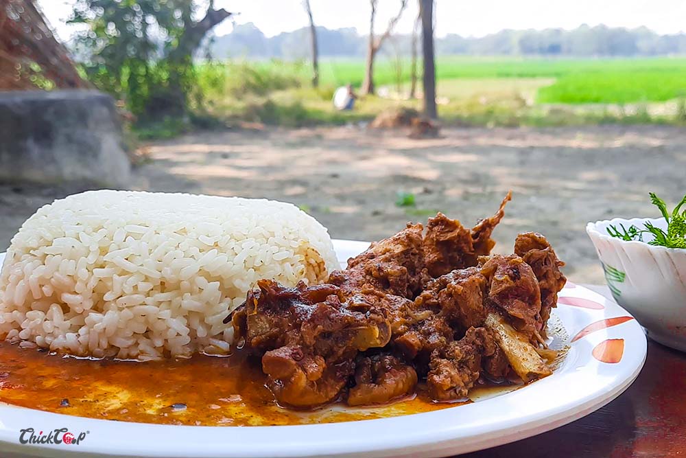 How to cook Delicious Desi Chicken Gravy